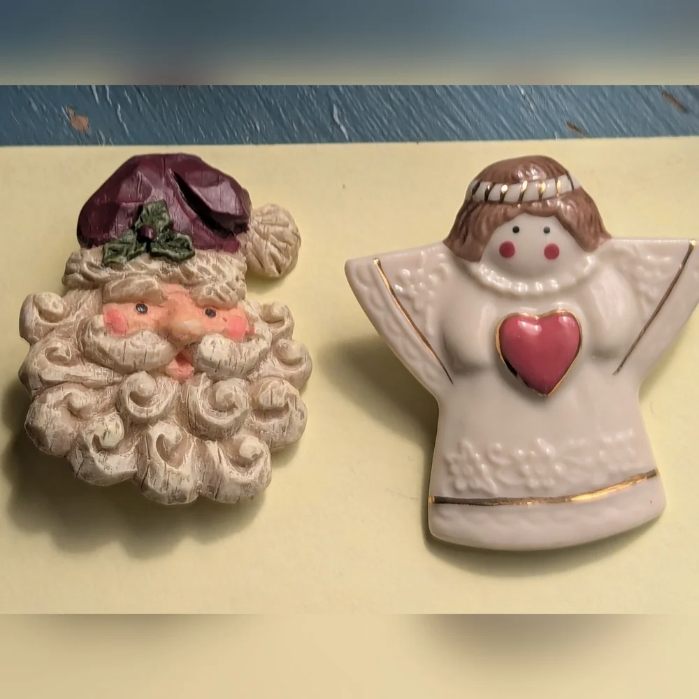 🎄 Festive Pins Santa and Angel Holiday Decor Set Vintage 1970s